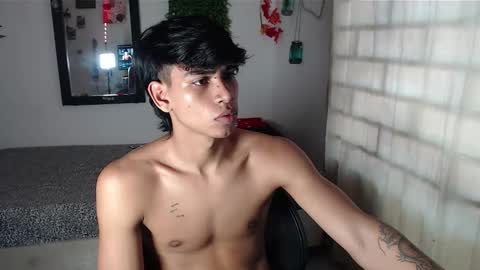 Snapshot of jack160724 chatting on February 9, 7:51 pm jack160724 online show from February 9, 7:51 pm