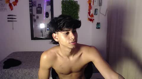 Snapshot of jack160724 chatting on February 18, 1:12 am jack160724 online show from February 18, 1:12 am