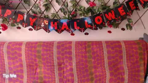 Jack and Emily online show from October 21, 2:40 pm