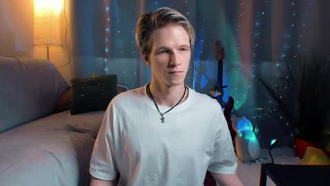 brestonsweet online show from April 3, 4:43 am