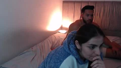 jack and leah online show from December 21, 3:25 am