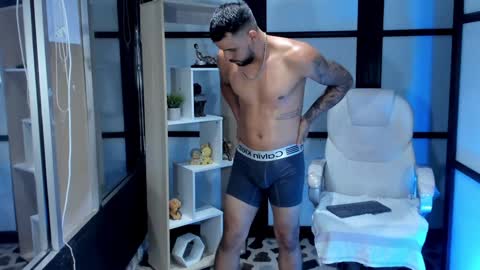 Jack White online show from January 2, 7:23 am