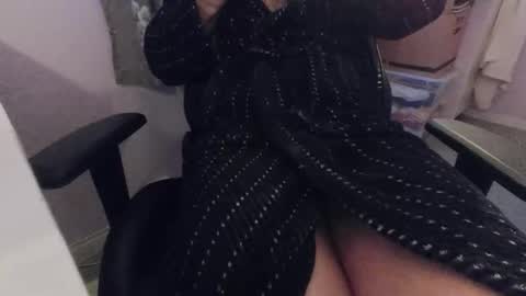 Snapshot of jackdanielzn chatting on November 9, 8:12 am jackdaniels6i online show from November 9, 8:12 am