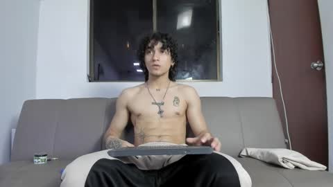 Jackes Taylor online show from April 9, 5:18 am