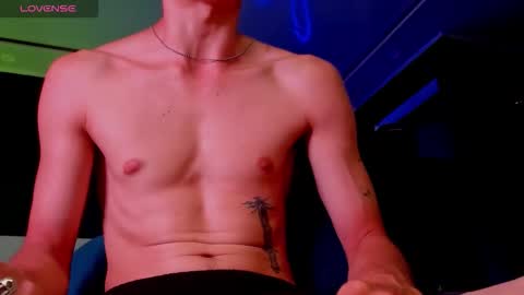 Snapshot of jackk_ho chatting on November 14, 7:07 am Jack online show from November 14, 7:07 am