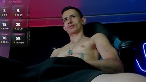 Snapshot of jackk_ho chatting on November 21, 6:45 am Jack online show from November 21, 6:45 am