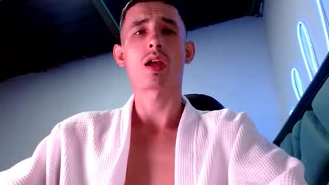 Jack online show from April 14, 8:09 am