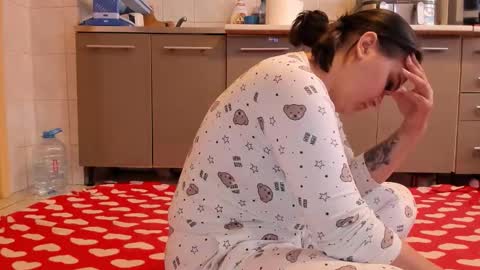 Snapshot of jackmeoffbby chatting on May 13, 8:23 am alex and alice online show from May 13, 8:23 am