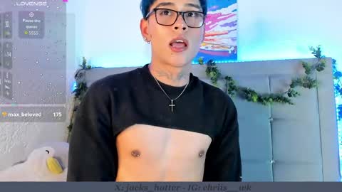 Snapshot of jacks_hotter chatting on May 8, 12:16 am Jackson online show from May 8, 12:16 am