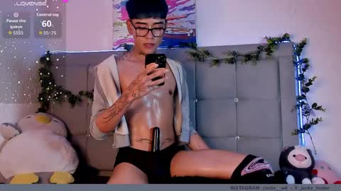 Snapshot of jacks_hotter chatting on May 23, 11:53 pm Jackson online show from May 23, 11:53 pm