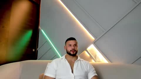 Jackson Wayne online show from February 7, 10:52 pm