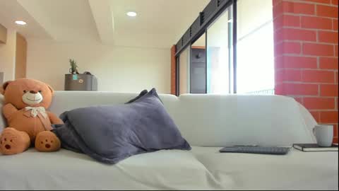 Jackson Wayne online show from April 6, 1:23 pm