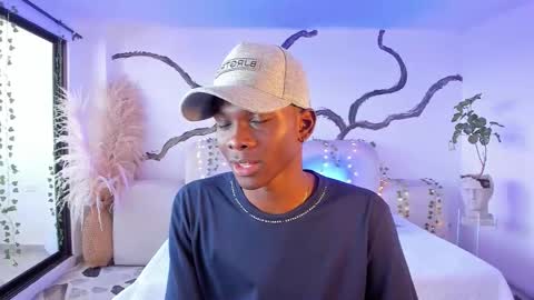 Jackson online show from December 17, 2:23 pm