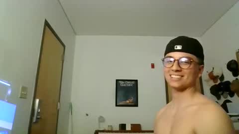 ImZacharyTyler online show from May 23, 3:45 am