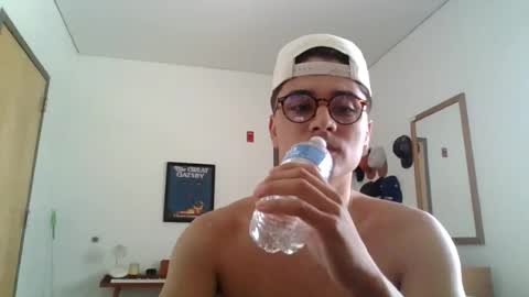 ImZacharyTyler online show from June 13, 4:38 pm