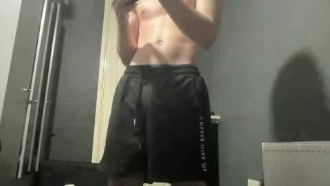 Snapshot of jacktie22 chatting on October 29, 12:29 pm jacktie22 online show from October 29, 12:29 pm