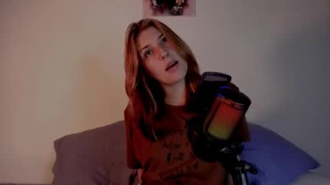 Snapshot of jacky_croft chatting on February 22, 5:35 pm Linda Sofia help me get to 100 thumbs up online show from February 22, 5:35 pm