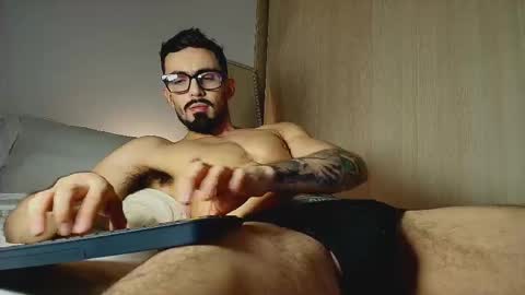 Snapshot of jacob__adams chatting on December 2, 10:38 pm jacob__adams online show from December 2, 10:38 pm