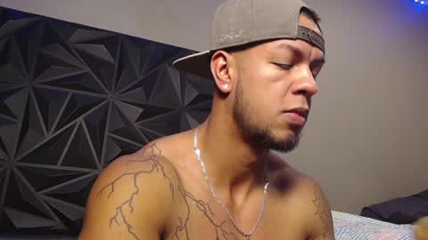 Snapshot of jacob_beckett chatting on February 23, 11:14 pm Jacob online show from February 23, 11:14 pm