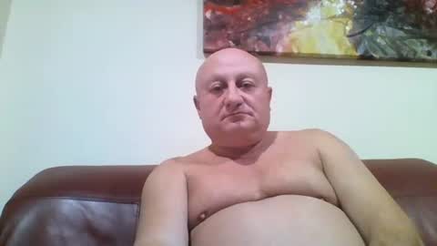 Snapshot of jacob_bron chatting on October 6, 12:19 am jacob_bron online show from October 6, 12:19 am