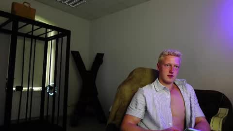 Snapshot of jacob_devon chatting on September 14, 3:11 pm JACOB DEVON online show from September 14, 3:11 pm