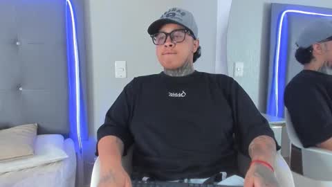 Snapshot of jacob_garciaa chatting on November 16, 5:46 am TJ online show from November 16, 5:46 am