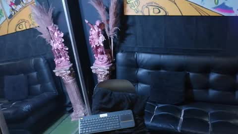 JACOB JAMES online show from March 10, 8:36 pm