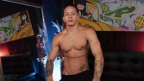 JACOB JAMES online show from April 13, 3:01 am