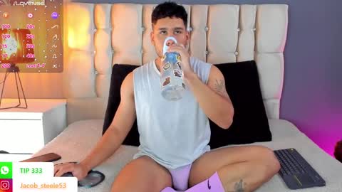 Snapshot of jacob_steele1 chatting on September 20, 8:32 pm Jacob online show from September 20, 8:32 pm