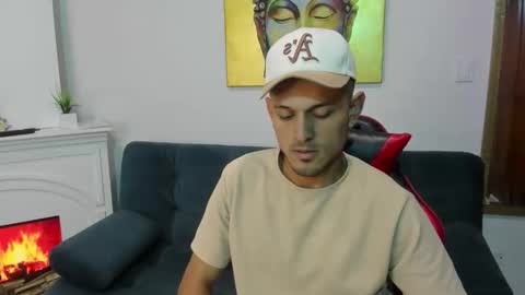 jacob_stonne online show from April 16, 10:49 am