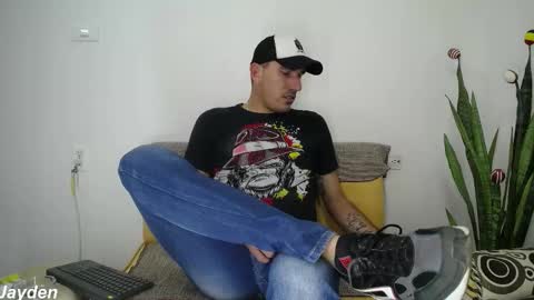 Jacob And Jayden online show from November 25, 7:03 pm