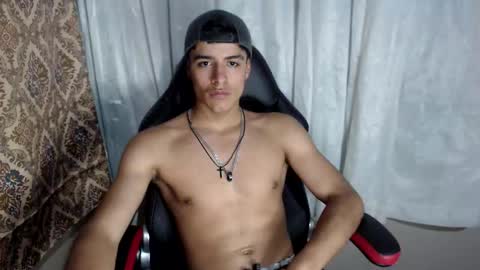 Snapshot of jacobbakerr chatting on November 6, 5:41 am Jacobbakerr online show from November 6, 5:41 am