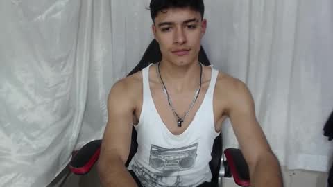 Snapshot of jacobbakerr chatting on November 21, 5:17 am Jacobbakerr online show from November 21, 5:17 am