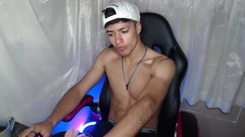 Snapshot of jacobbakerr chatting on December 15, 10:52 am Jacobbakerr online show from December 15, 10:52 am