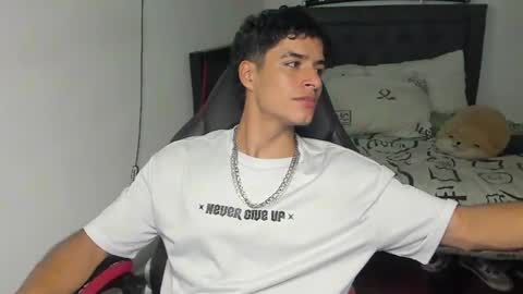 Snapshot of jacobbakerr chatting on June 10, 5:07 am Jacobbakerr online show from June 10, 5:07 am