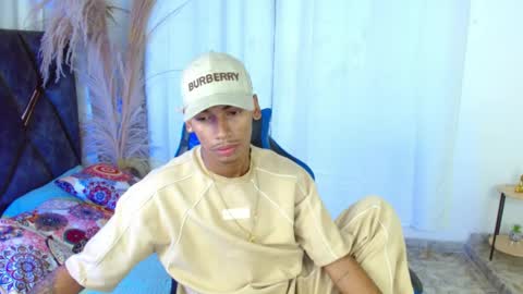 Snapshot of jacobcum18 chatting on June 1, 1:24 pm jacobcum18 online show from June 1, 1:24 pm