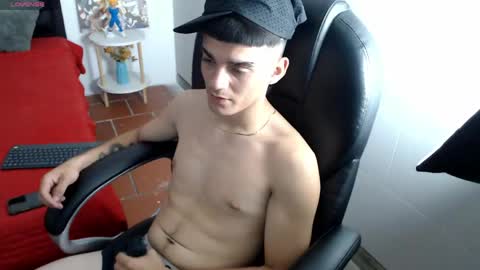 jacobdimitrix online show from May 14, 12:28 am