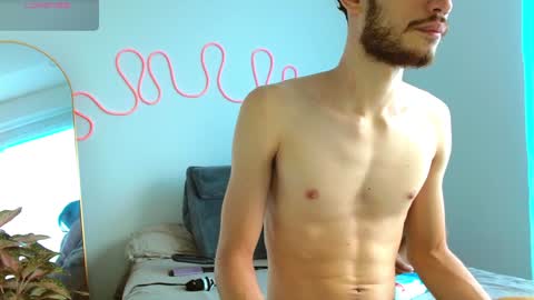 Snapshot of jacobmurphy2103 chatting on February 2, 5:48 pm JACOB ROBIN online show from February 2, 5:48 pm