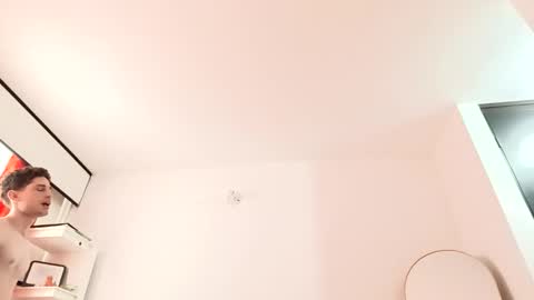 JACOB  ROBIN online show from March 23, 1:48 pm