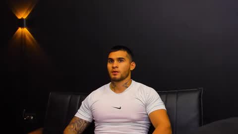 Snapshot of jacobsthorm chatting on February 19, 6:22 am jacobsthorm online show from February 19, 6:22 am