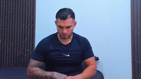 Snapshot of jacobsthorm chatting on November 25, 3:28 am jacobsthorm online show from November 25, 3:28 am