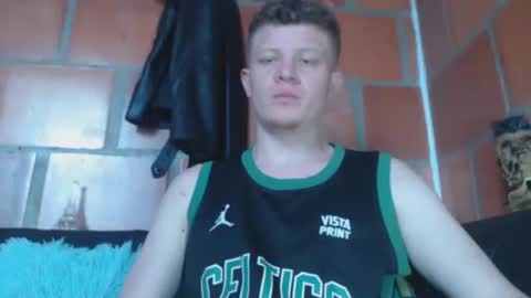 jacobvidal_69 online show from December 4, 9:12 pm