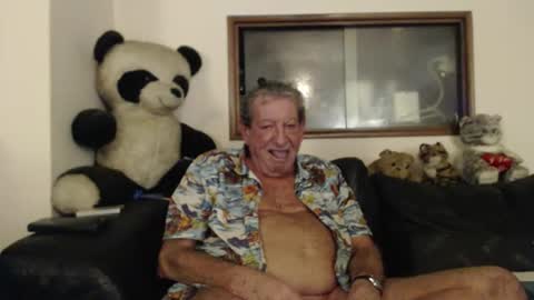 Jacques online show from March 8, 2:04 am