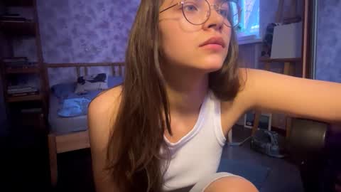 Snapshot of jacqulinekacprowski chatting on February 6, 12:41 pm Sarah online show from February 6, 12:41 pm