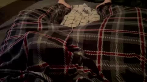 Snapshot of jacyob2004 chatting on January 8, 5:43 am jacyob2004 online show from January 8, 5:43 am