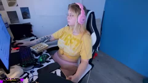 jacywinslat online show from February 24, 12:05 pm