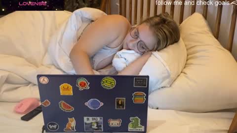 jacywinslat online show from January 11, 12:10 pm