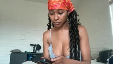 jadadollxoxo online show from January 6, 7:39 pm