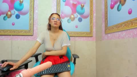 Jadde Greyy  online show from February 3, 6:40 am