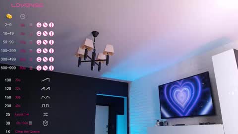 Jade online show from March 6, 12:01 pm